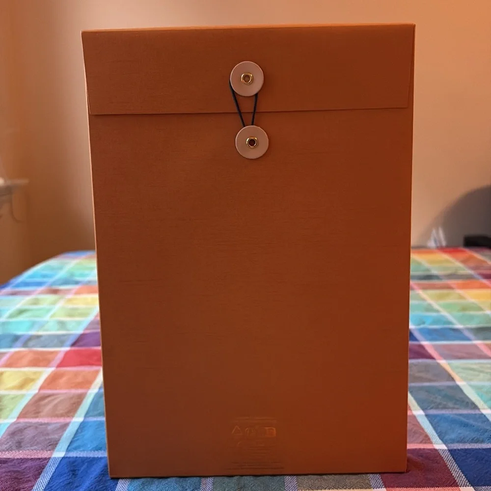 🗂️ LOUIS VUITTON FILE FOLDER WITH VECHETTA TABS 🗂️ NWOT 🗂️